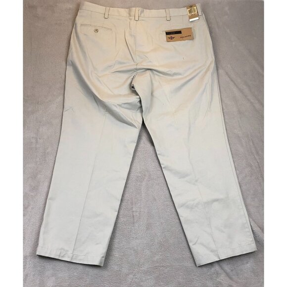 NWT Dockers Men's D4 Relaxed Chino Pants Size 42x30 Beige Flat Front Straight - Picture 13 of 15